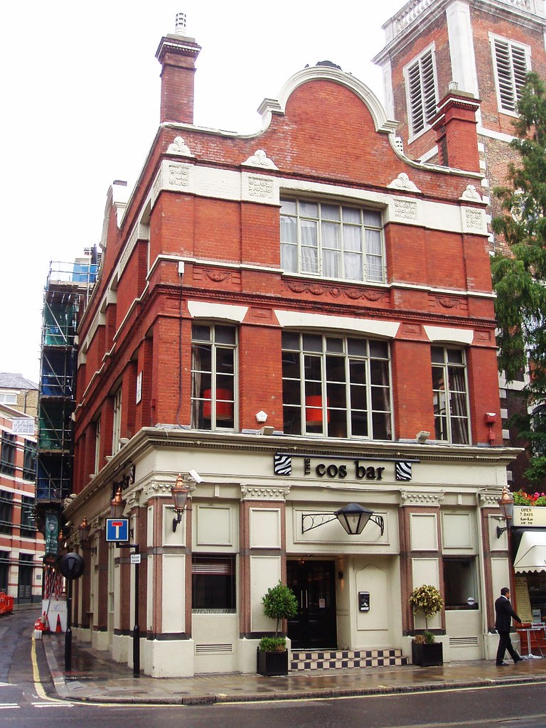 Cos Bar, Blackfriars, EC4 A bar/pub near the river just ou… Flickr