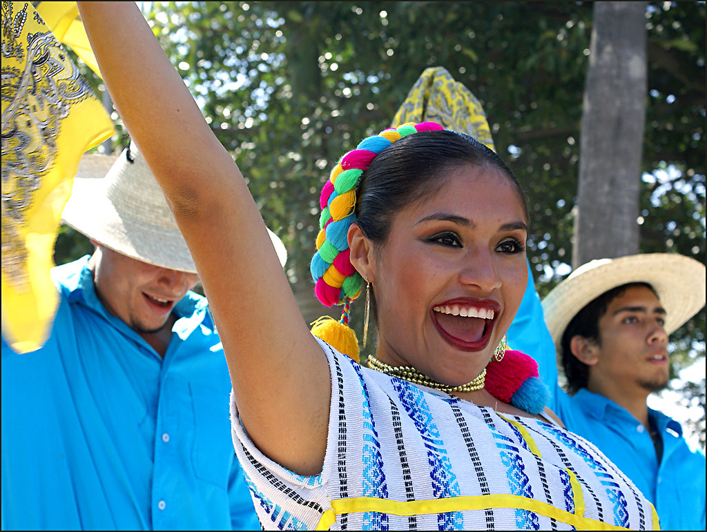 baile de guerrero dance and costumes from the state of Gue… Flickr