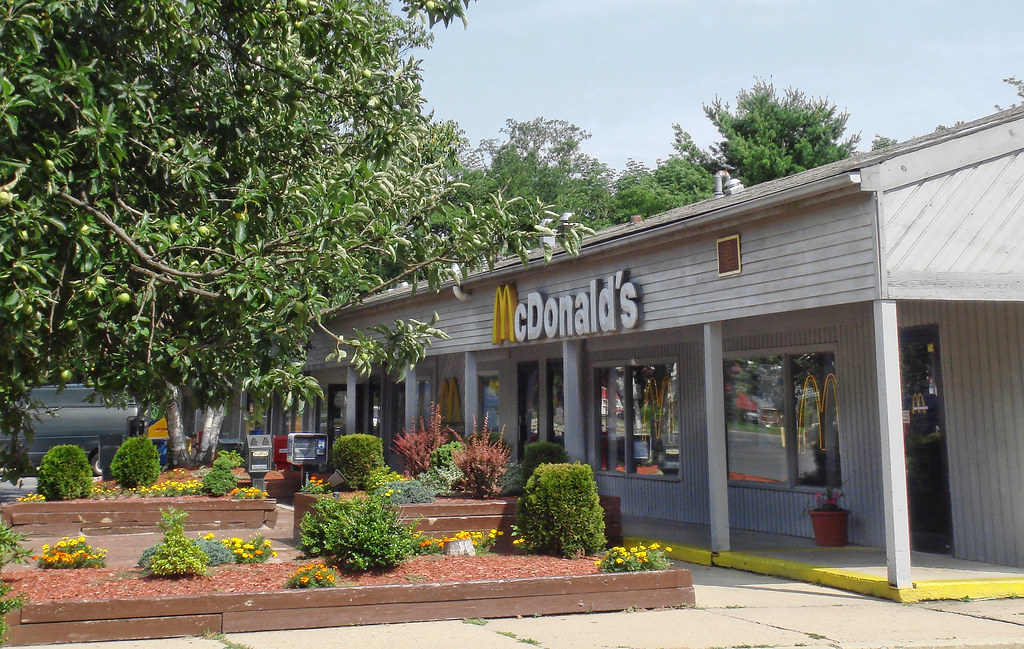McDonald's; Unionville, CT a photo on Flickriver