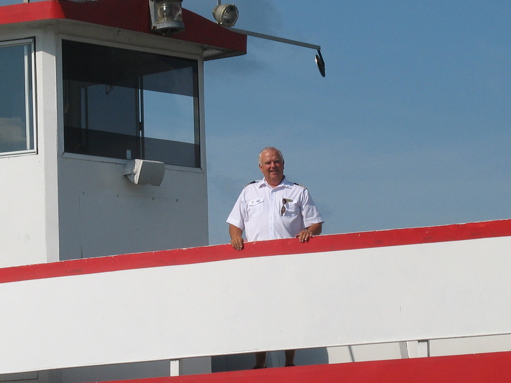 captain Lance of the Queen II at Okoboji Captain Lance, Qu… Flickr