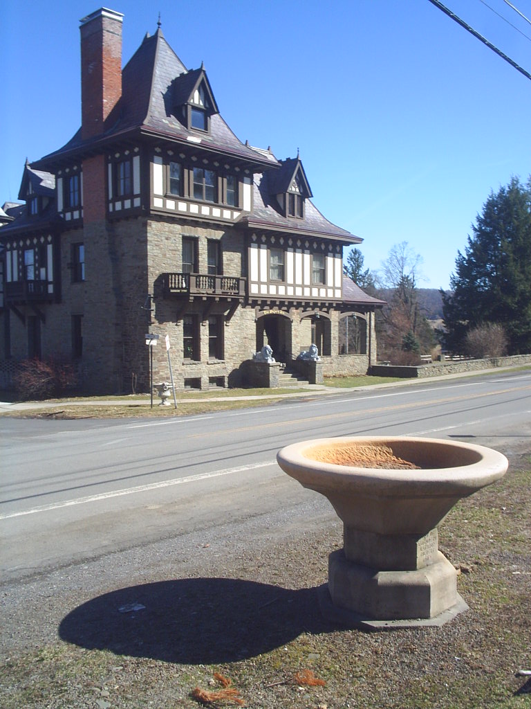 040206 238 Gilbertsville, New York Doug Kerr Flickr