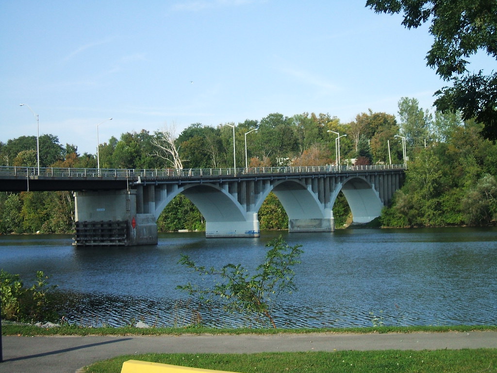 Bridge This is a closer look at the east section o… Flickr