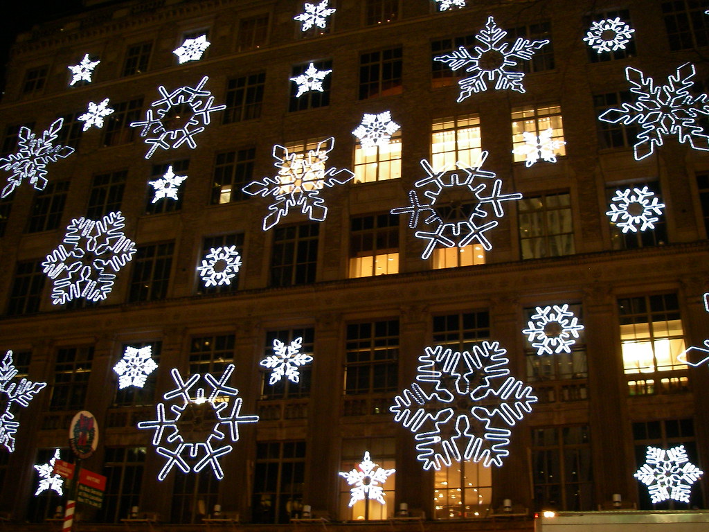Saks Christmas Ornaments Saks Fifth Avenue Christmas Decorations These Snowflakes a… Flickr