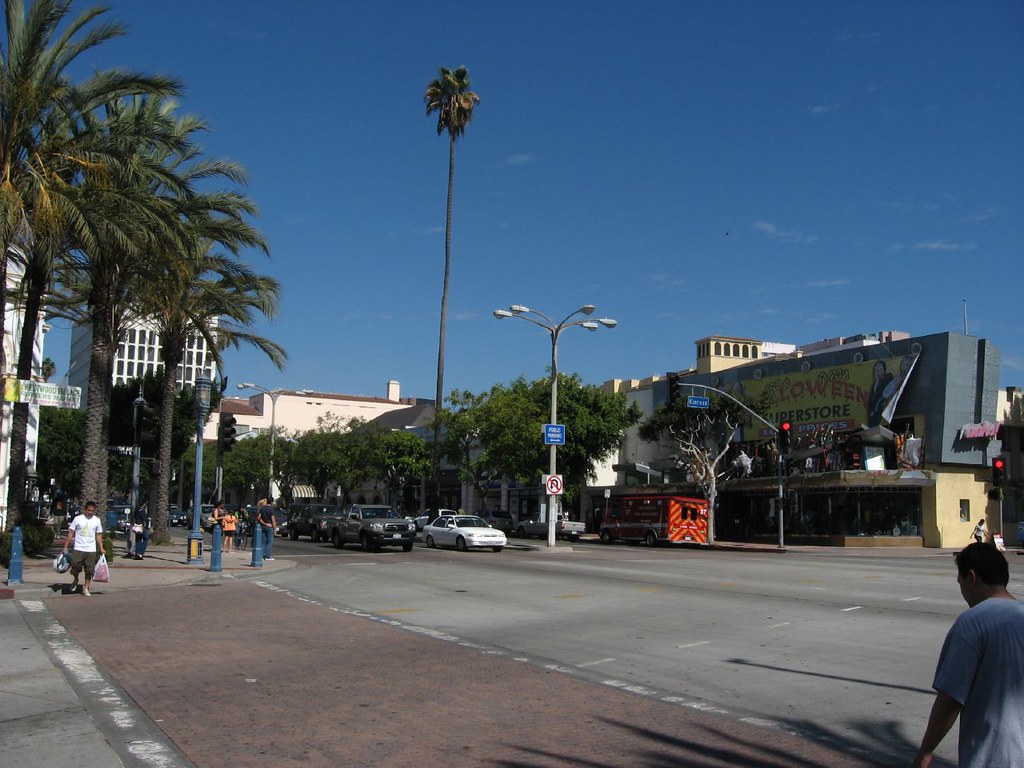 Westwood Village, Los Angeles, California Westwood Village… Flickr