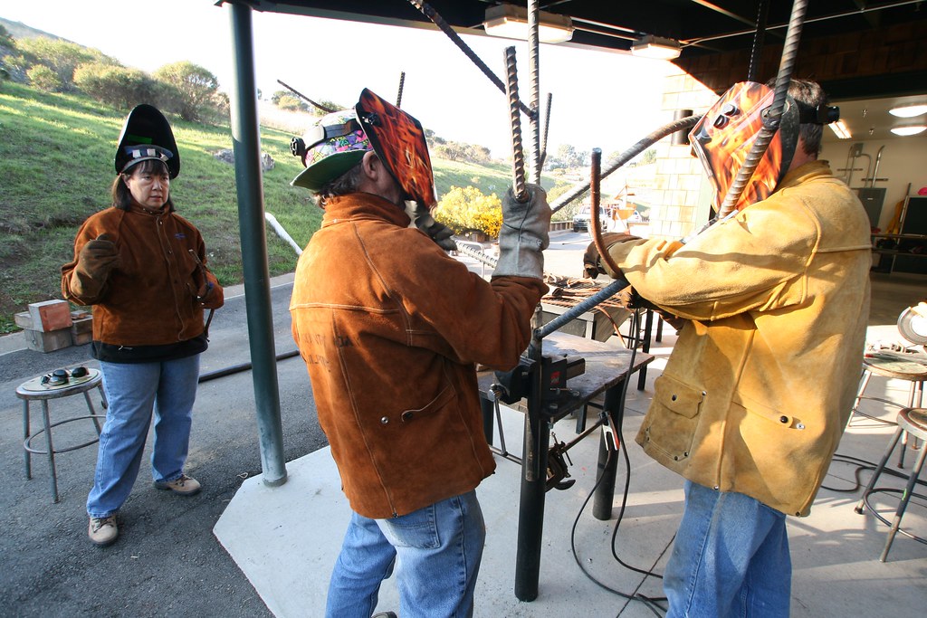 12/6/08 Weld Class Lucinda Lee Katz and Don Alexander lear… Flickr