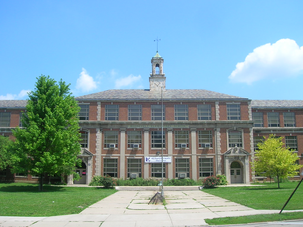Roosevelt Junior High SchoolMiddletown, Ohio Aaron Turner Flickr