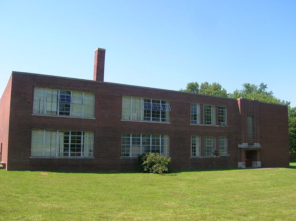 Auburn Township School 2Auburn Center, Ohio The curse o… Flickr
