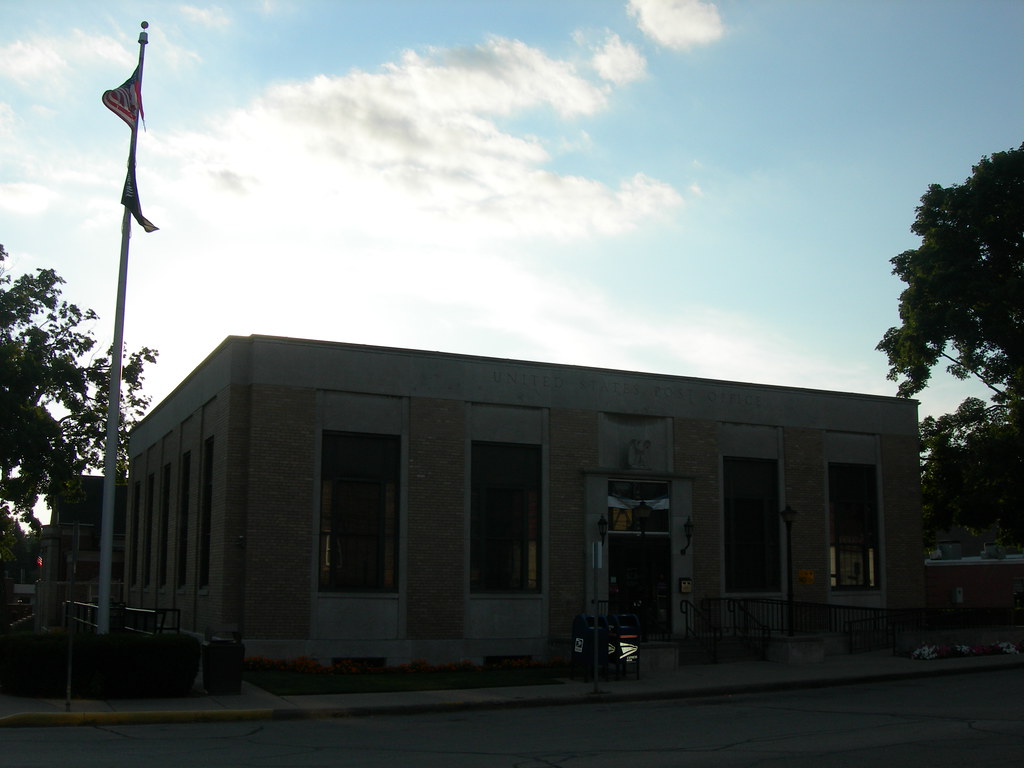 Clinton, Illinois 61727 Built in 1937. New Deal mural www… Flickr