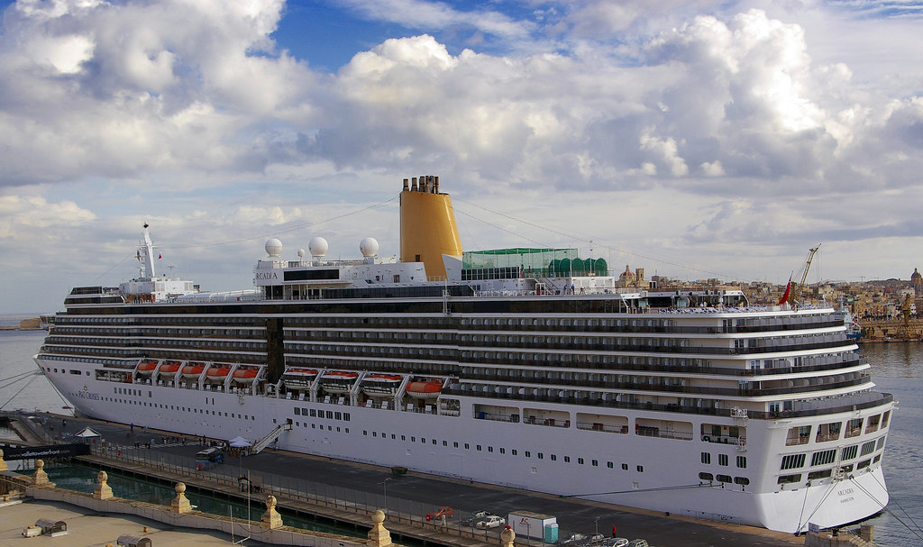Arcadia The P&O 86,799 Ton cruise ship Arcadia moored in
