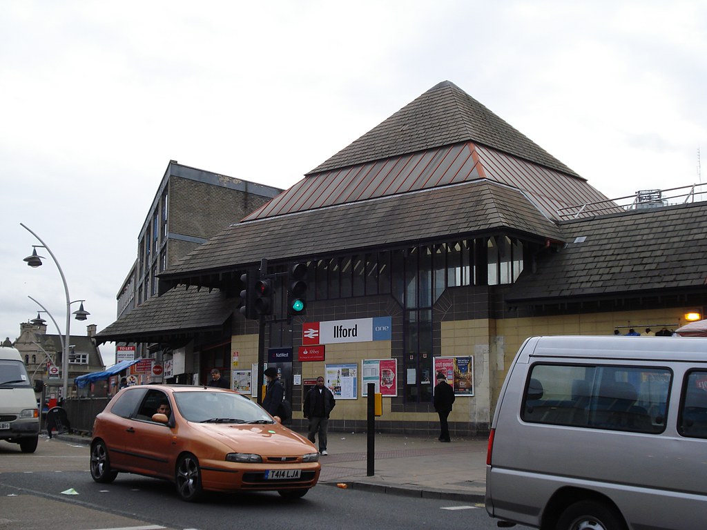 Ilford Station, London IG1 Zone 4 rail station in East Lon… Flickr