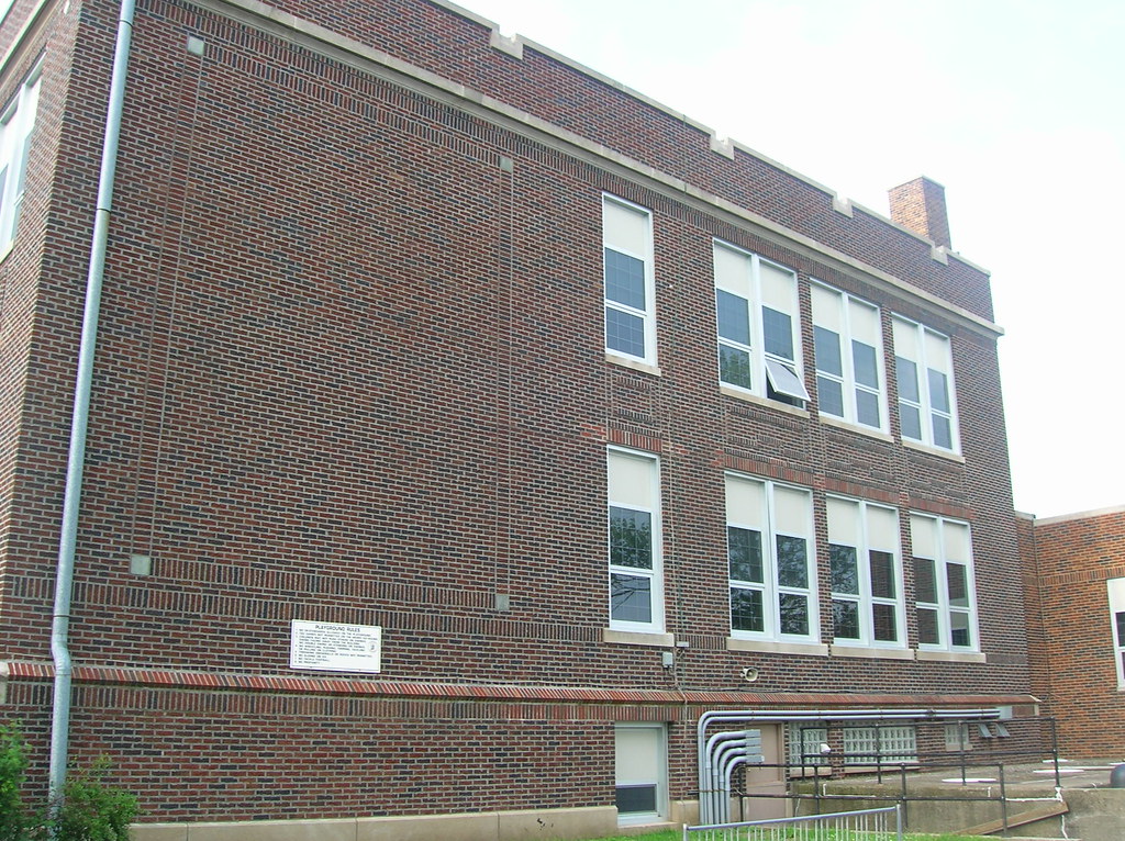 0708 Haskins SchoolHaskins, Ohio (7) Aaron Turner Flickr