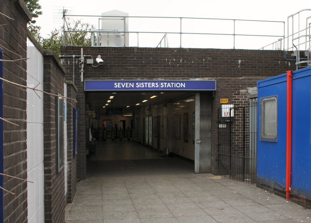 Seven Sisters Underground station Seven Sisters Road entra… Flickr