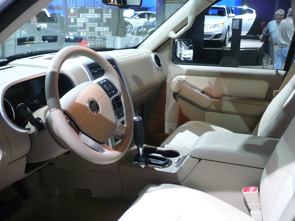 Mercury Mountaineer Interior Mike Flickr