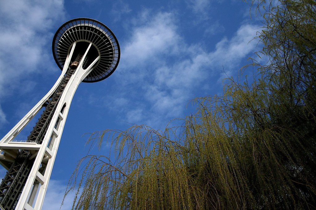 space needle way better large & on black Julia Berglund Flickr