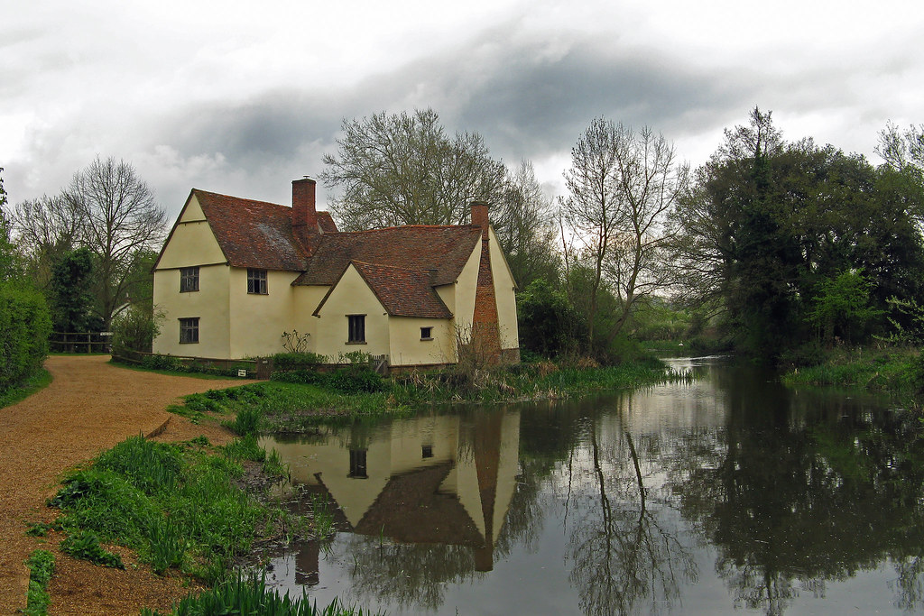 River Stour, England English cottage on the River Stour in… Flickr