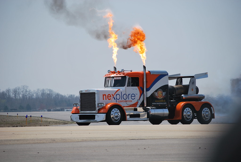 World's Fastest Truck! World's fastest truck in action. Ca… Flickr