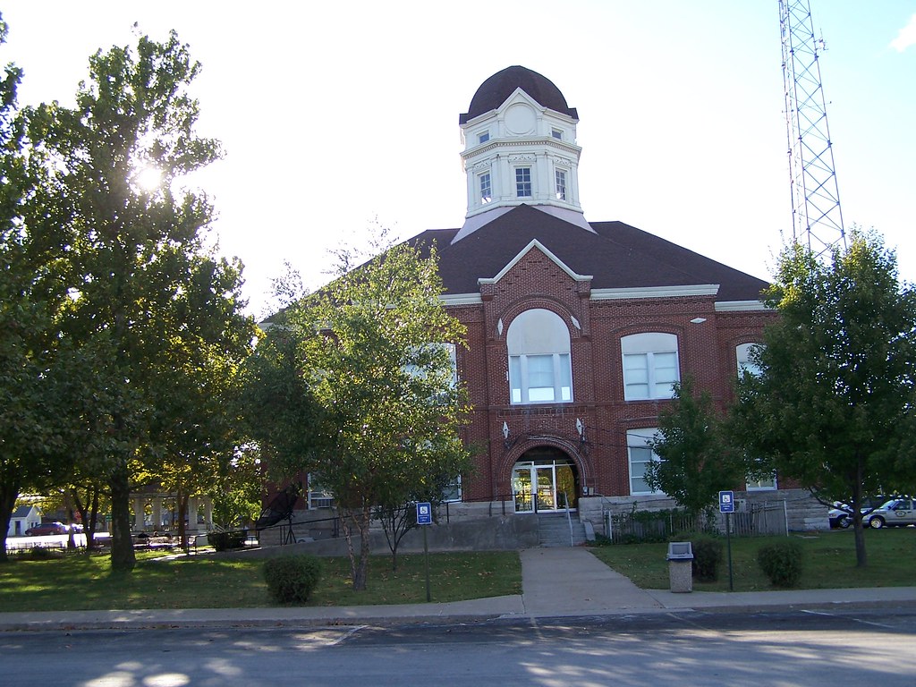  Shelby County Shelbyville, MO Bill Eltzholtz Flickr