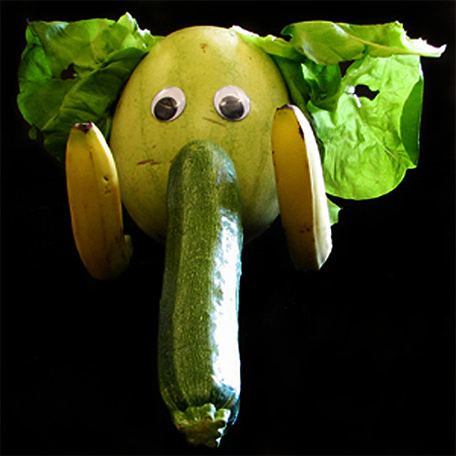 Elephant made out of fruit Elephant made out of fruit. Flickr