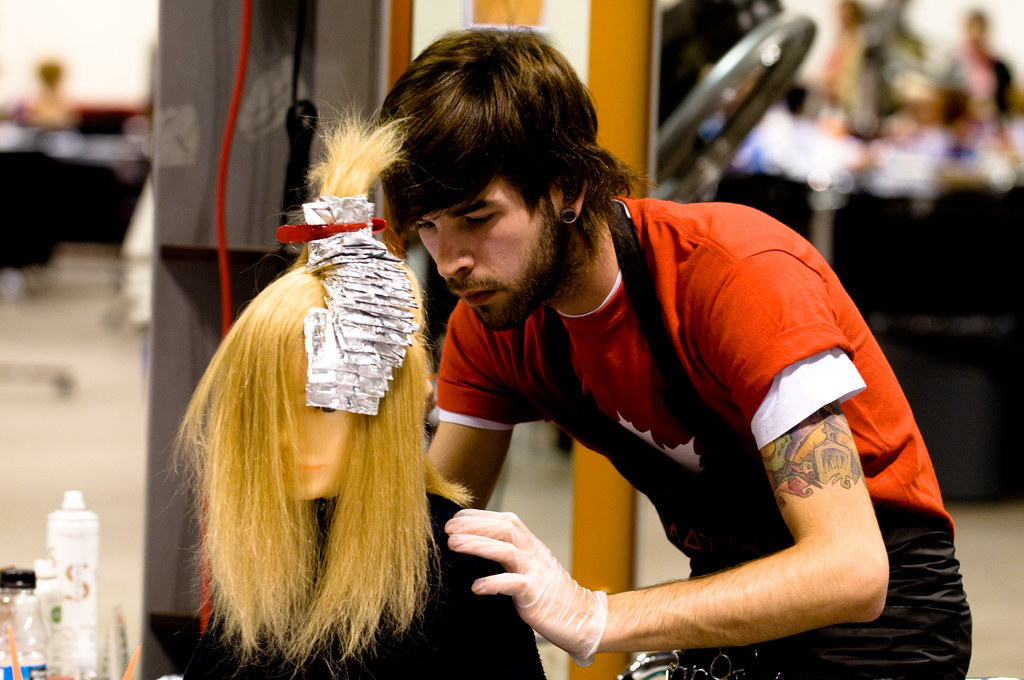 WSC2009_Skill_29_090904BB_00016 Ladies/Mens Hairdressing Flickr