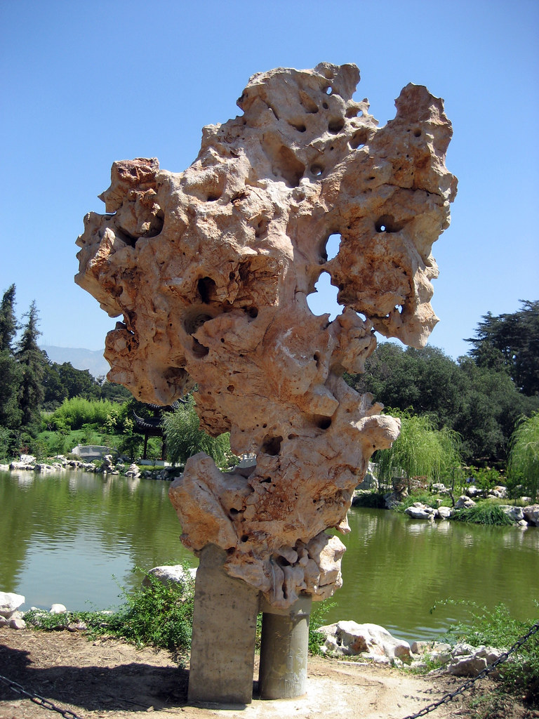 200808 HuntingtonGardens_043 This rock sculpture is par… Flickr
