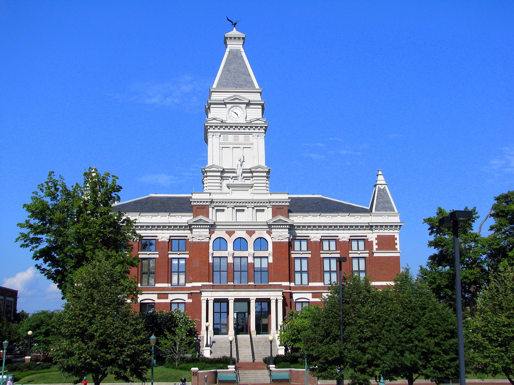 Montgomery Co. Courthouse 2 This is the 4th Courthouse to … Flickr