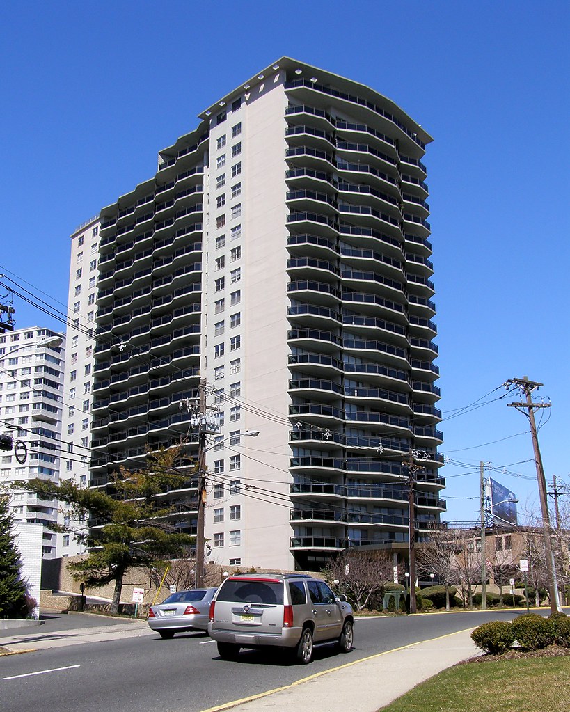 The Pembroke Coop, Fort Lee NJ 2077 Center Avenue, Fort L… Flickr