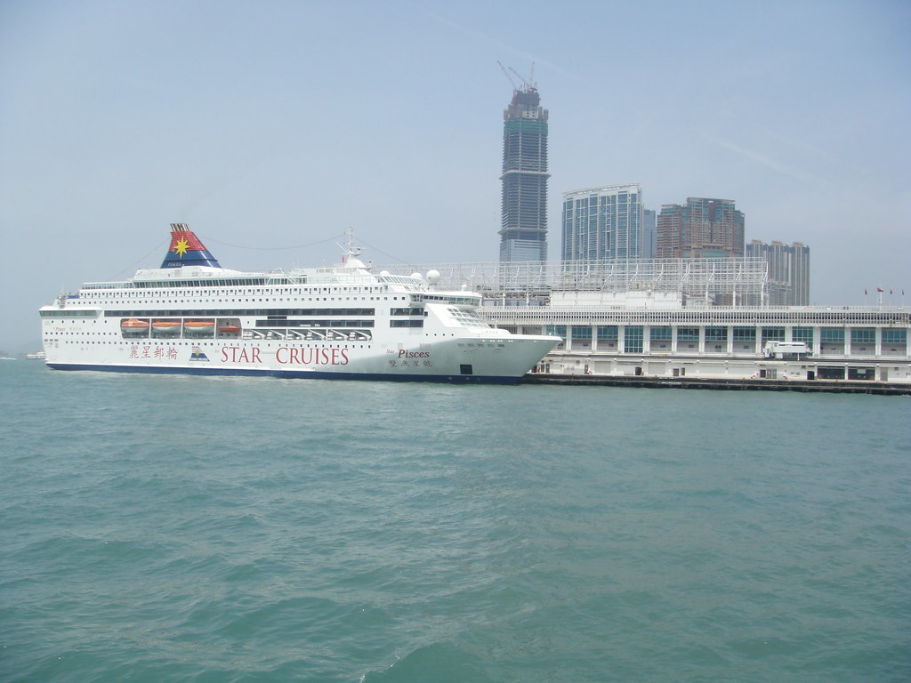 star cruise to be honest i tk pic nya but no take cruise