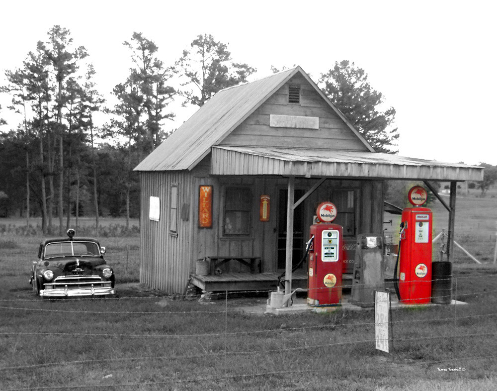 Old Gas Station Old gas station in Arkansas Tami Flickr