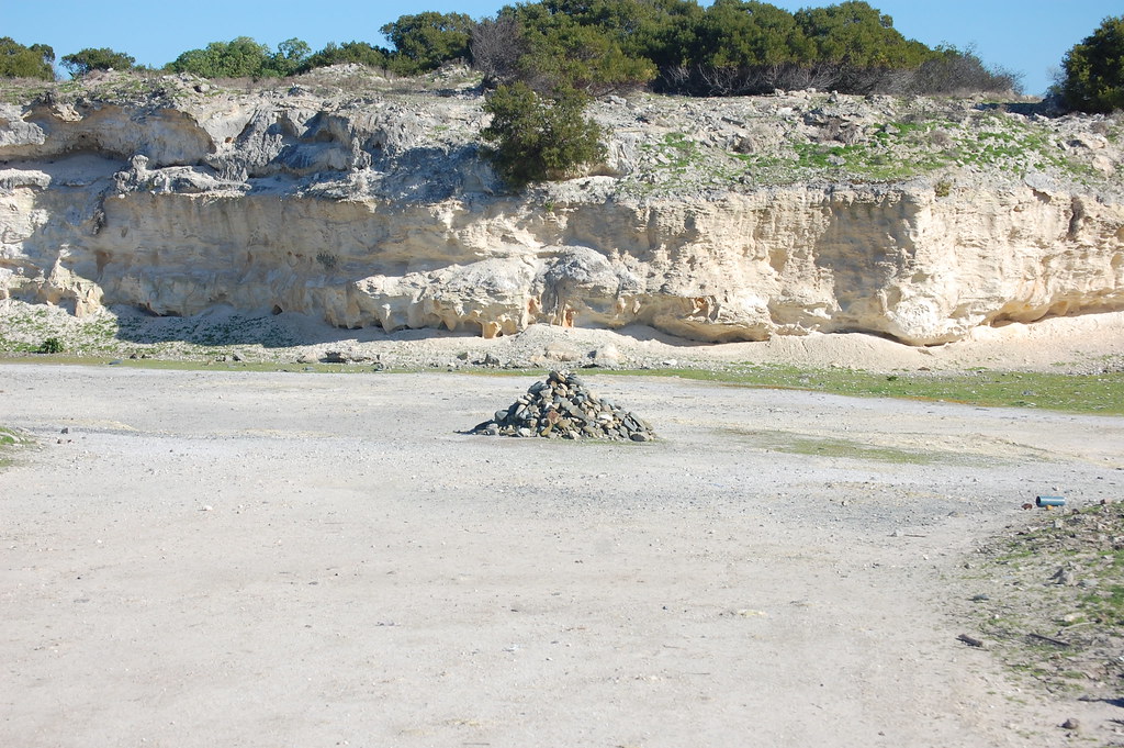 Lime Quarry on Robben Island Lime Quarries on Robben Islan… Flickr