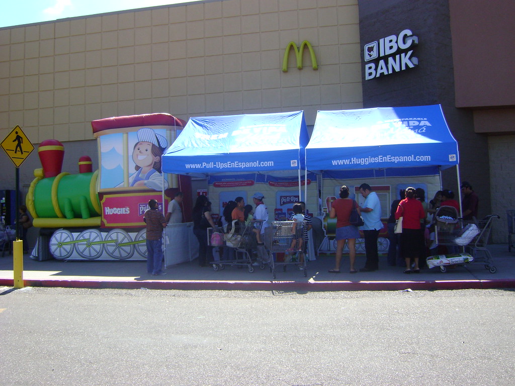 Oct 19, Walmart, McAllen TX Flickr