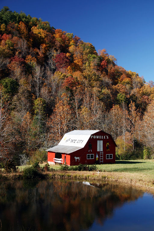 Elevation of 26 Pounding Mill Rd, Hayesville, NC, USA Topographic Map