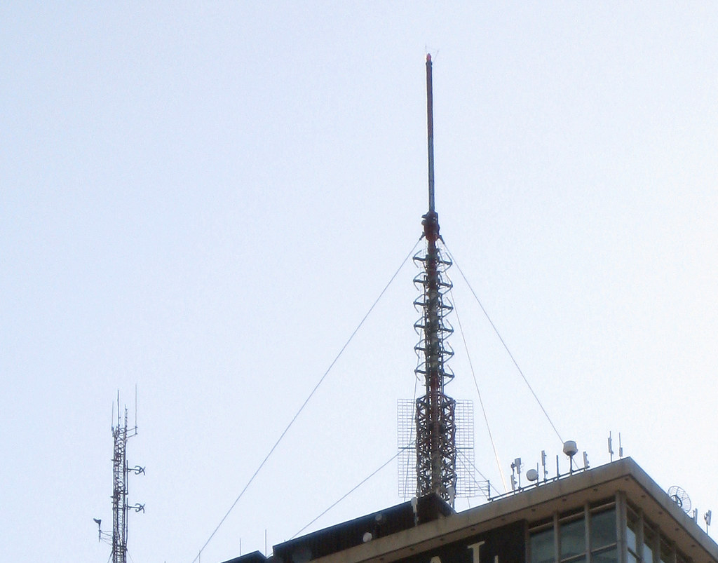 2008_04_21_boston_infrastructure_31 FM and other antennas … Flickr