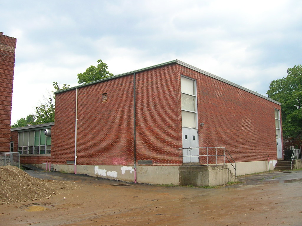 082407 ster SchoolHillsboro, Ohio (7) Aaron Turner Flickr