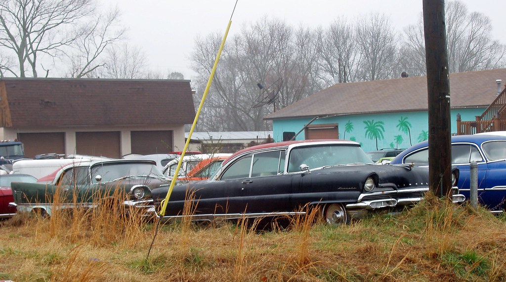 Old Cars Cars at Po' Boy's Used Cars at Carlisle, south of… Flickr