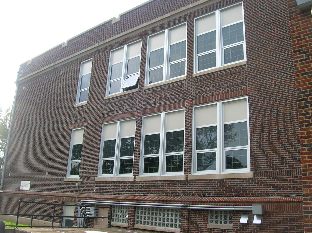 0708 Haskins SchoolHaskins, Ohio (9) Aaron Turner Flickr