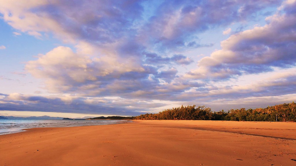 Sunrise Mission Beach North QLD Mission beach A year … Flickr