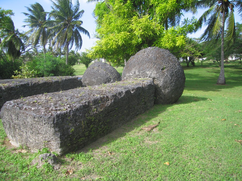 Tinian House of Taga Giant latte stones lay on the ground … Flickr