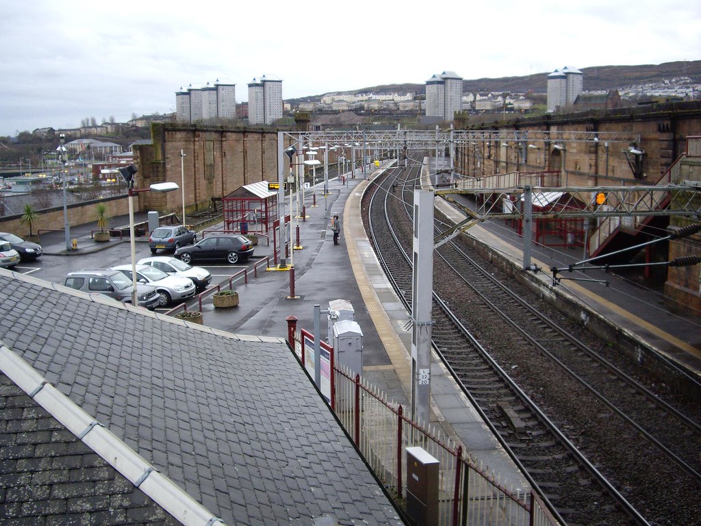 Greenock Central What a dump... james73_2007 Flickr