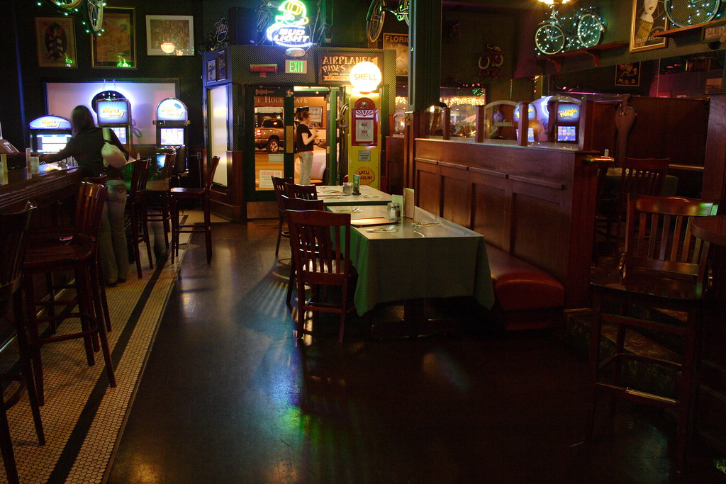 Jonathan's Long Bar Salem, Oregon Rose Oregon Flickr