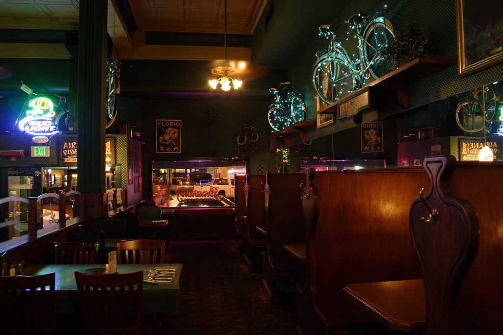 Jonathan's Long Bar Salem, Oregon Rose Oregon Flickr