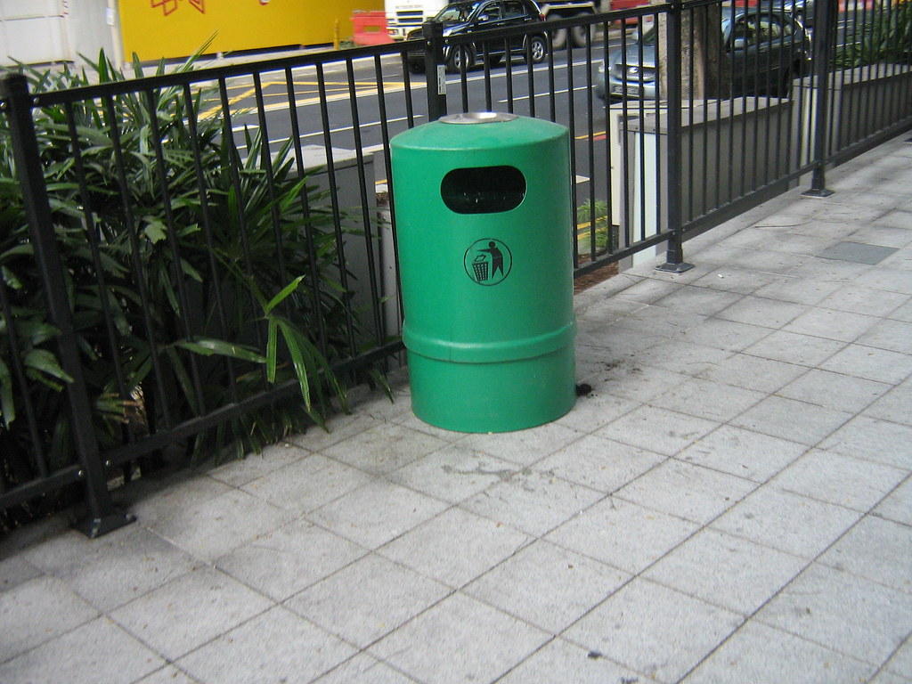 TRASH BIN IN SINGAPORE This makes Singapore clean. Flickr