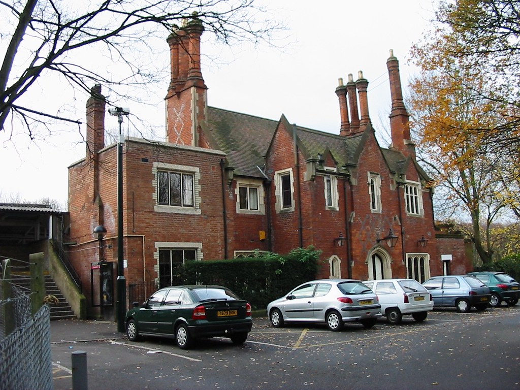 Barnes Station Barnes station, Richmond upon Thames, 26th … Flickr