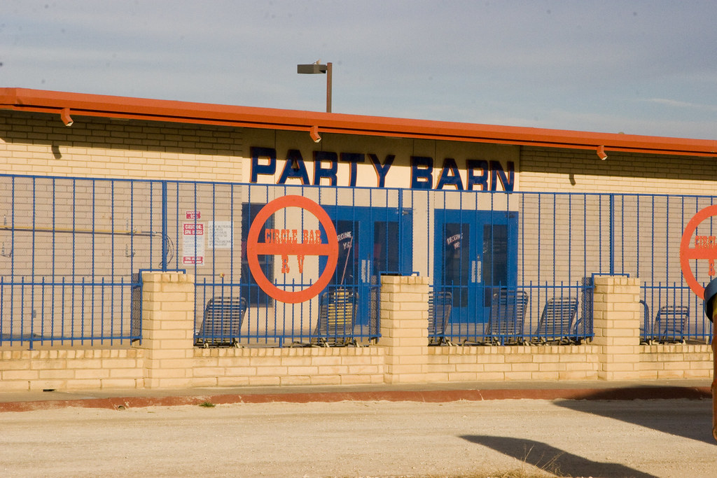 Circle Bar RV Park, Ozona, Texas Reasonable place to stay … Flickr