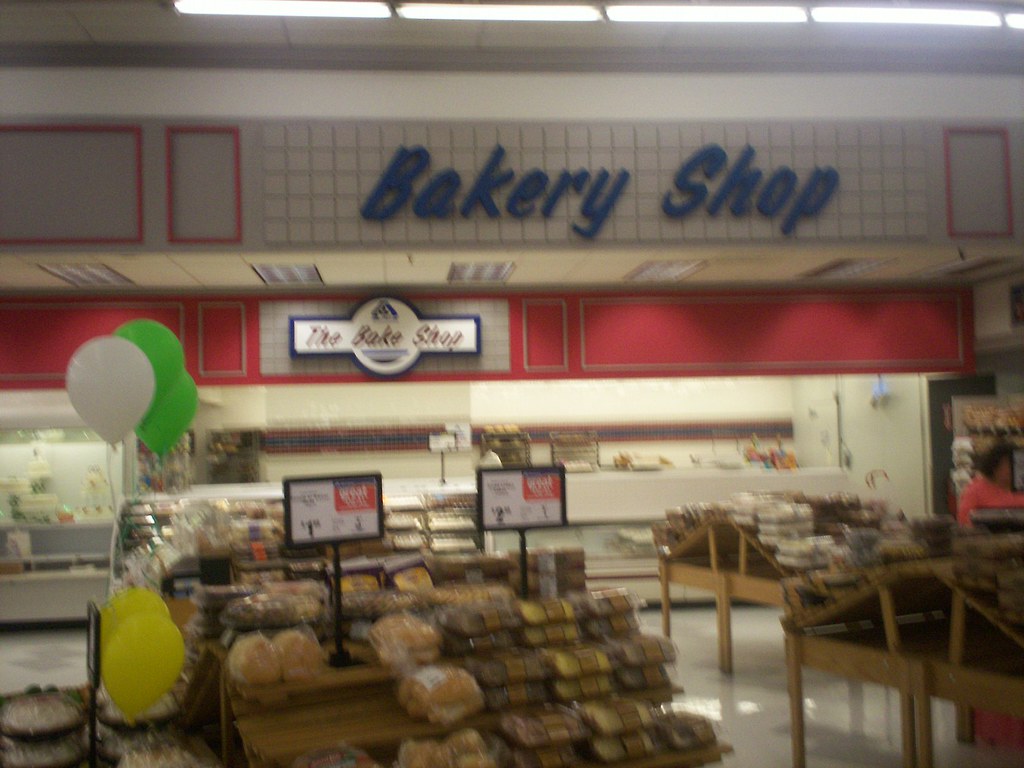 Albertsons LLC Interior of Albertsons on Central Ave in Al… Flickr