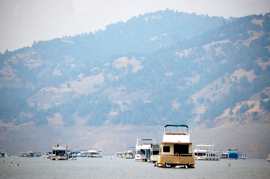 Houseboat Armada Adrift on Lake Oroville, California Todd Lappin