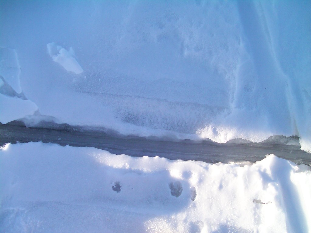 crack in Panguitch Lake ice reahana.senk Flickr