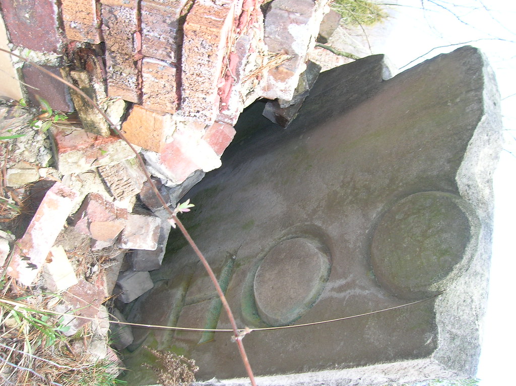 Buchtel School RuinsBuchtel, Ohio Flickr