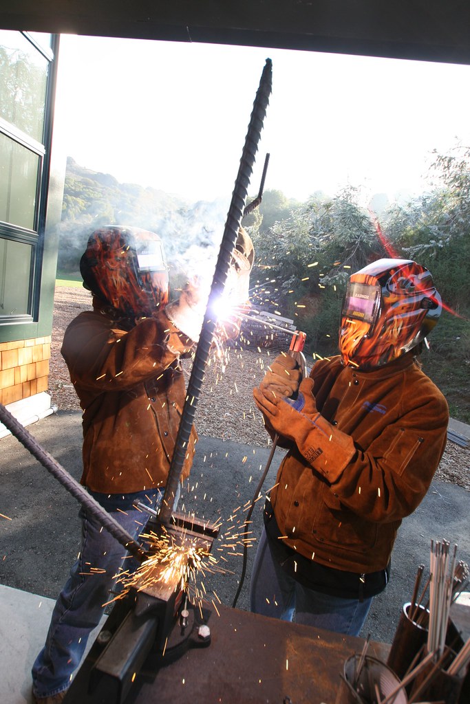 12/6/08 Weld Class Lucinda Lee Katz and Don Alexander lear… Flickr