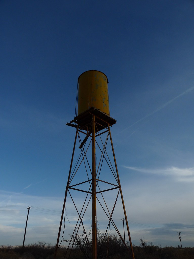 Water Tower (unused) Dell City, TX Andrew Reilly Flickr