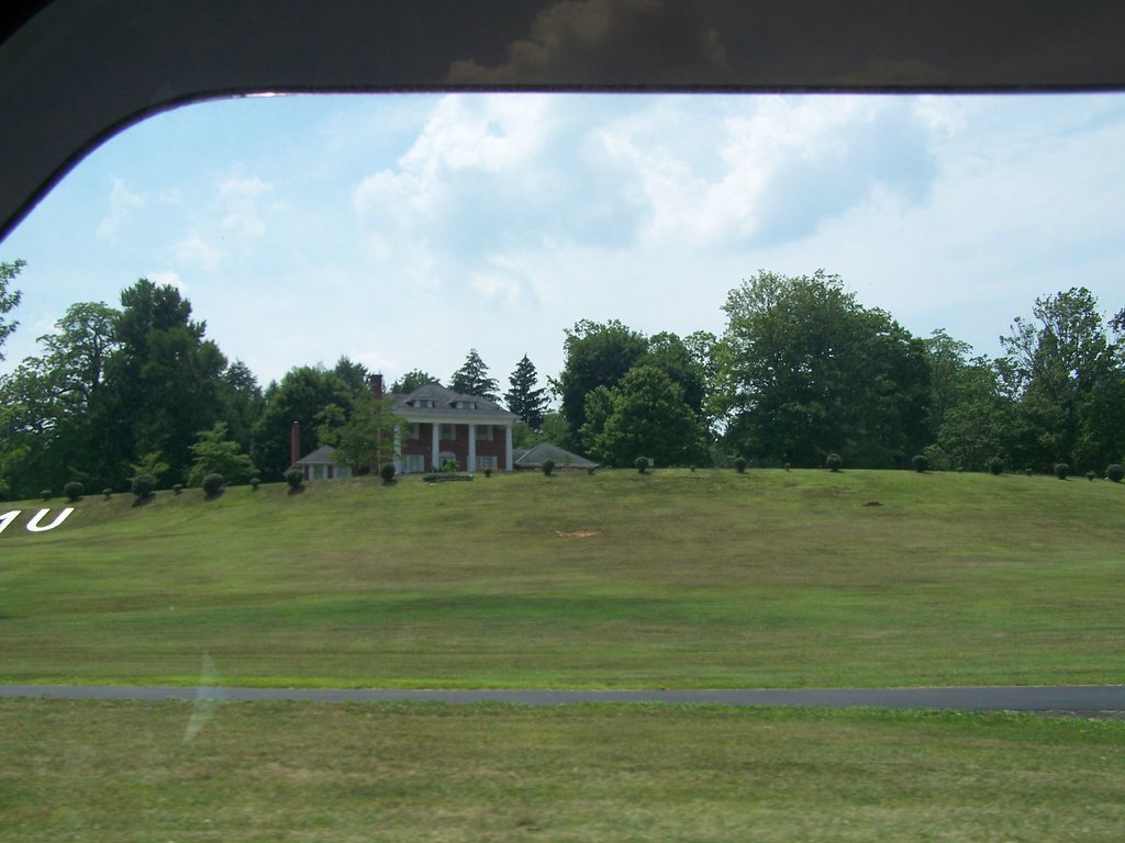 LMU Lincoln Memorial University at Harrogate, TN bluebird218 Flickr